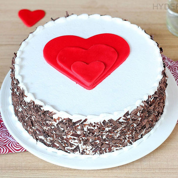 Black Forest Love Cake